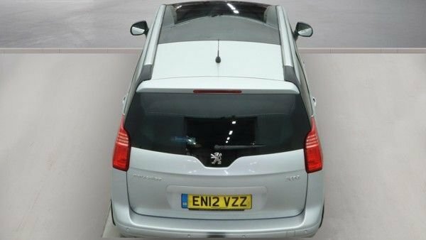 Peugeot 5008 E-hdi Active Grey #8