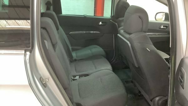 Peugeot 5008 E-hdi Active Grey #10