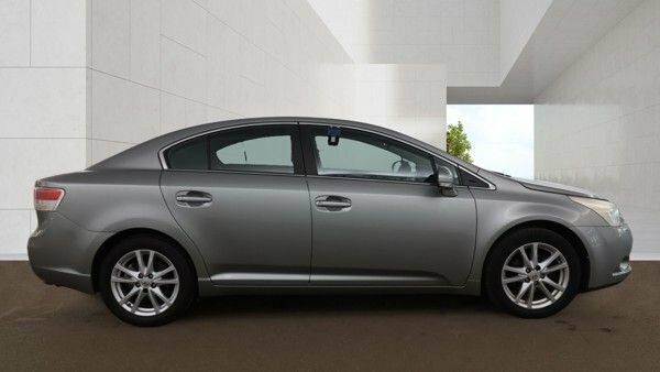 Toyota Avensis 1.8 V-matic Tr Saloon Euro 5 14 Grey #4
