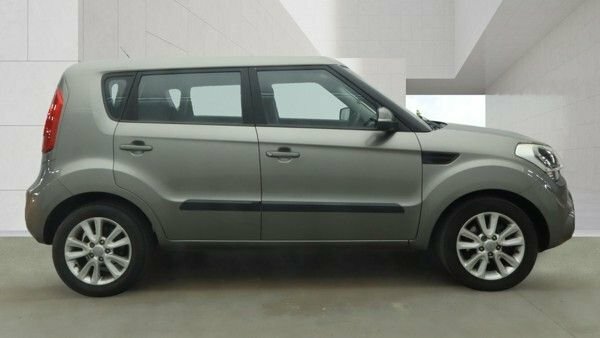 Kia Soul 1.6 Crdi 2 Suv Euro 5 126 Bhp Silver #5