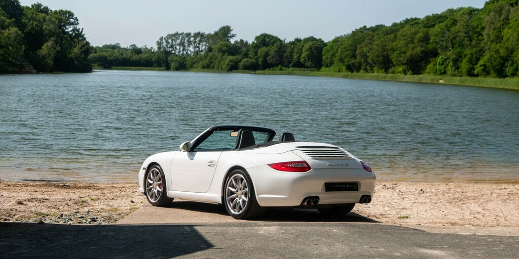 Porsche 911 3.8 997 Carrera S White #2