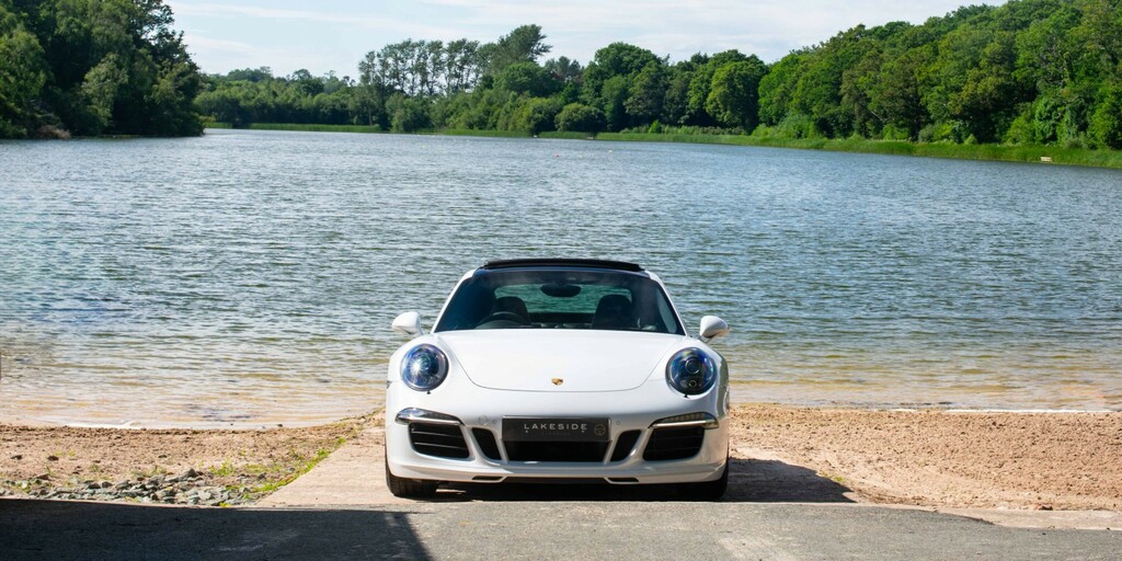 Porsche 911 3.8 991 Carrera Gts White