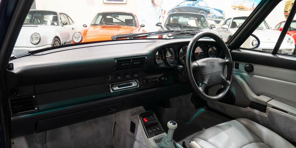 Porsche 911 3.6 Carrera 268 Green #17