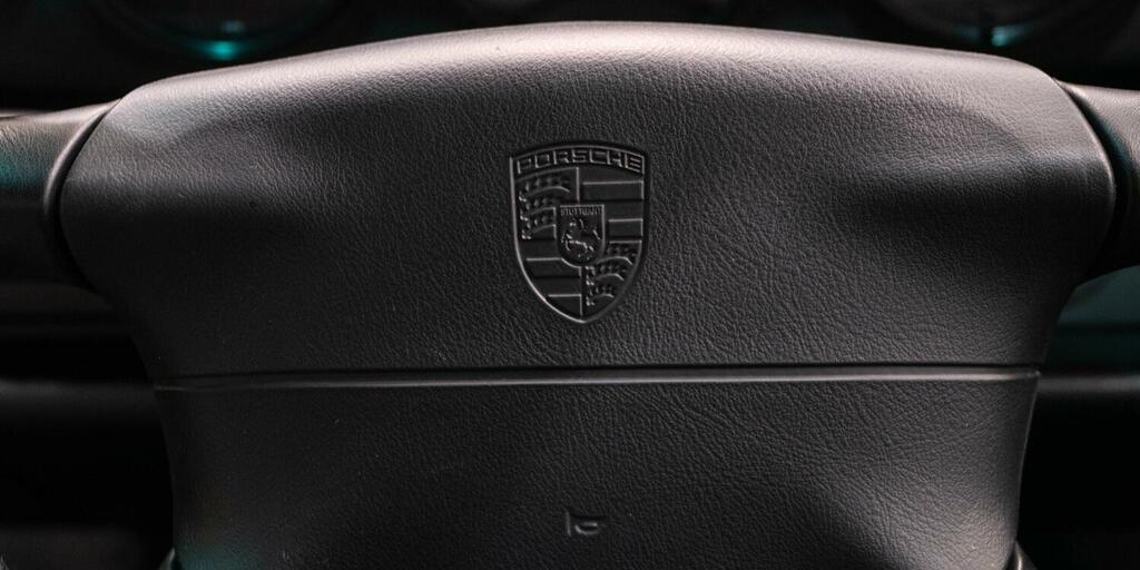 Porsche 911 3.6 Carrera 268 Green #33