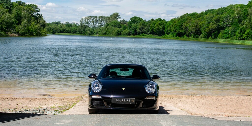 Porsche 911 3.8 997 Carrera Gts Black #2