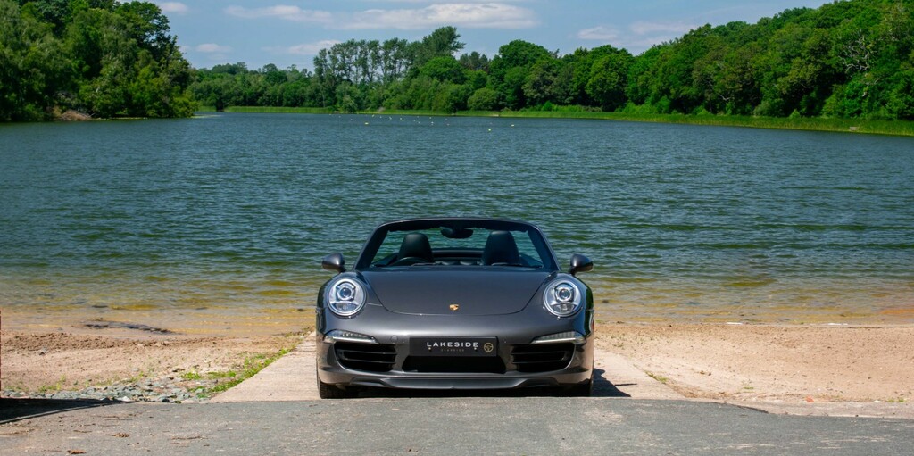 Porsche 911 3.8 991 Carrera 4S Grey