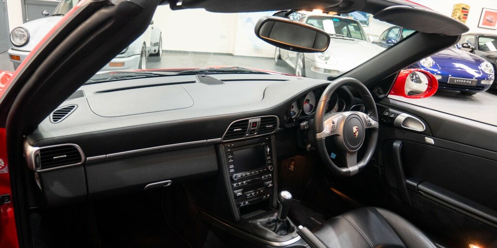 Porsche 911 911 Carrera 4S Pdk S-a Black #17
