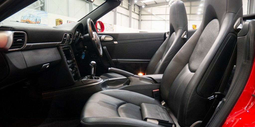 Porsche 911 911 Carrera 4S Pdk S-a Black #18