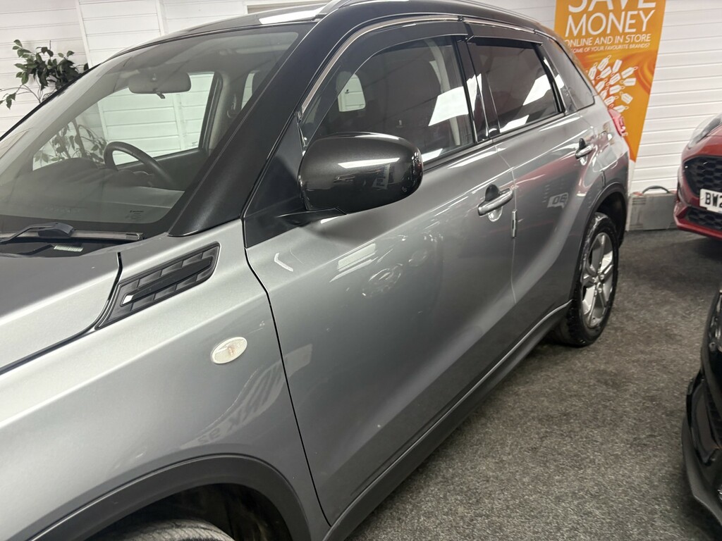 Suzuki Vitara 2018 68 Sz-t White #15