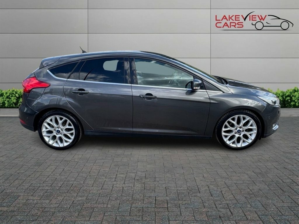 Ford Focus 1L Titanium X VK17DHV Grey #3
