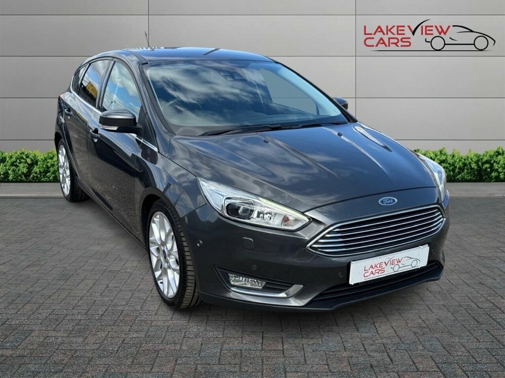 Ford Focus 1L Titanium X VK17DHV Grey