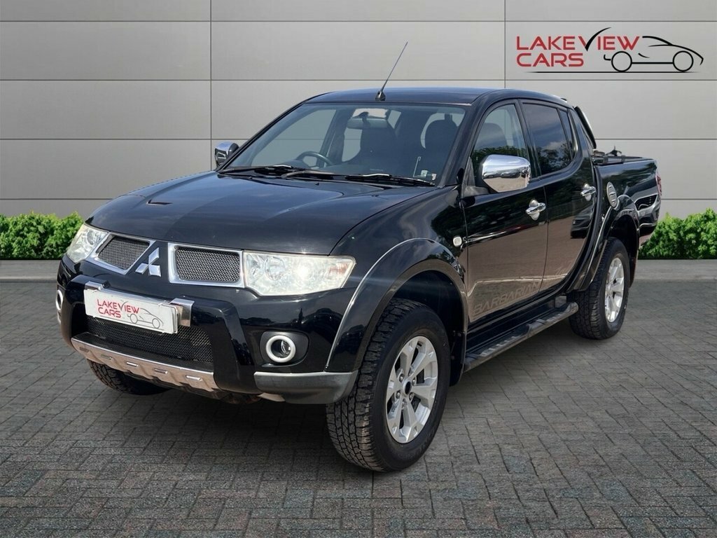 Mitsubishi L200 2.5L Barbarian Black #4
