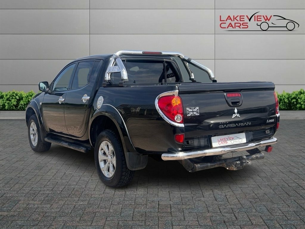 Mitsubishi L200 2.5L Barbarian Black #2