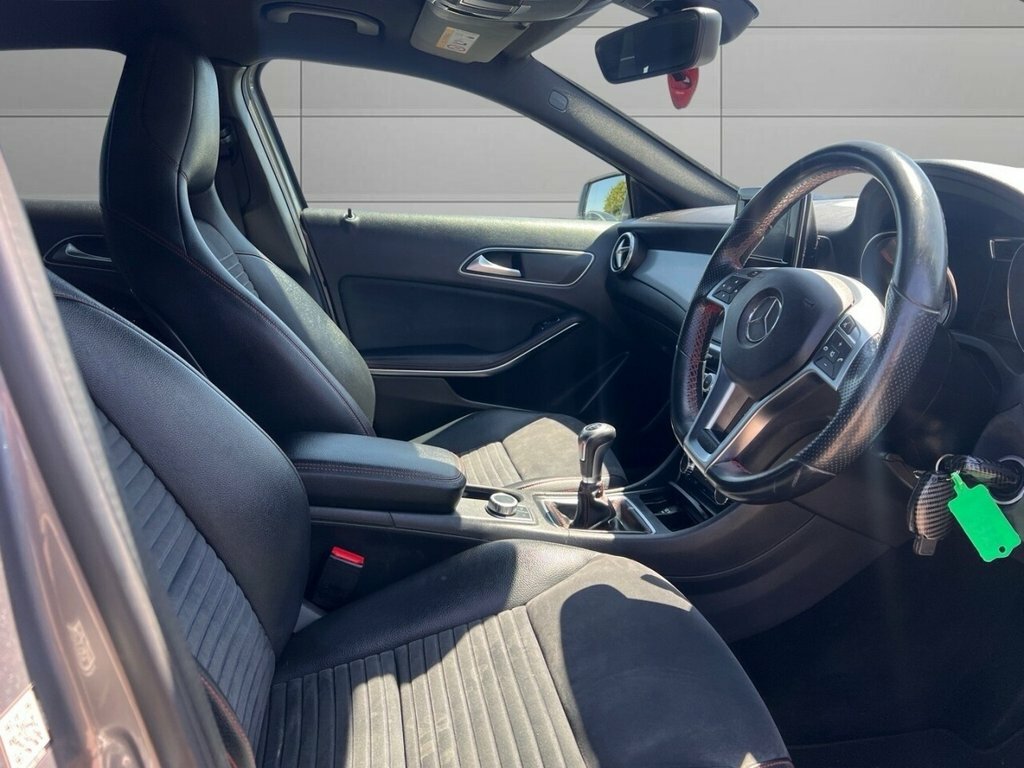 Mercedes-Benz GLA Class 2.1L Amg Line Grey #3