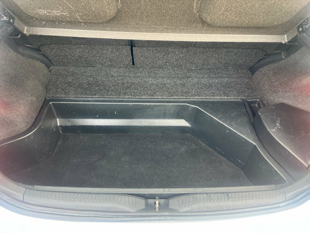 Toyota Auris Vvt-i Edition 5-Door Silver #21