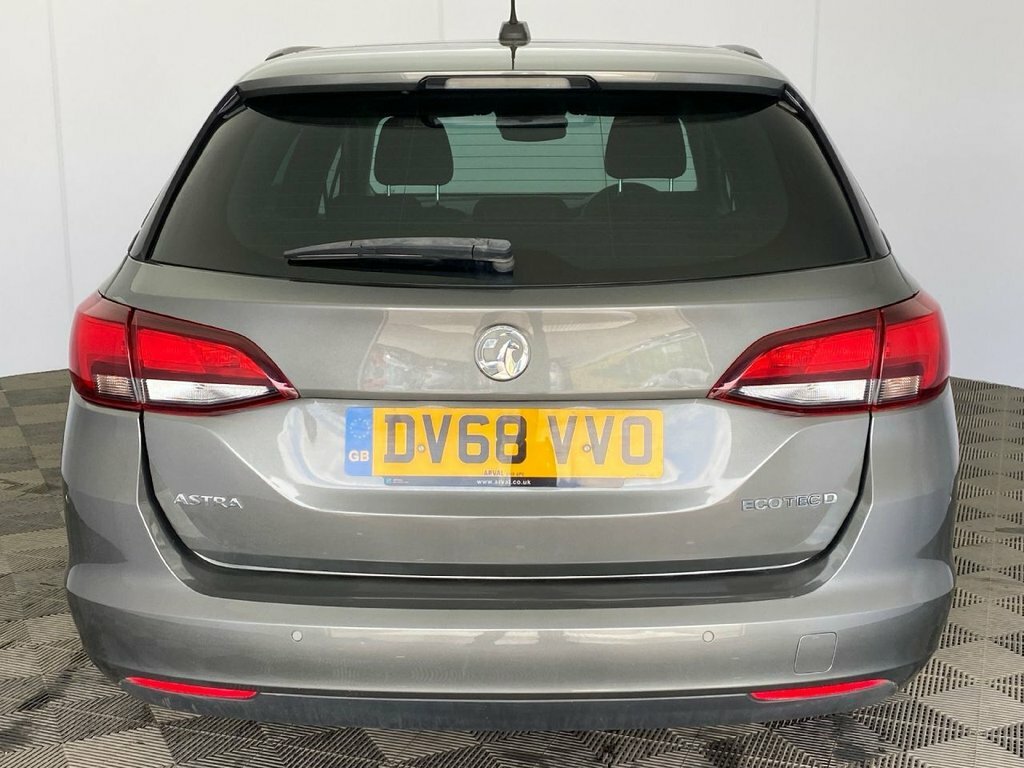 Vauxhall Astra 1.6L Tech Line Nav Grey #3