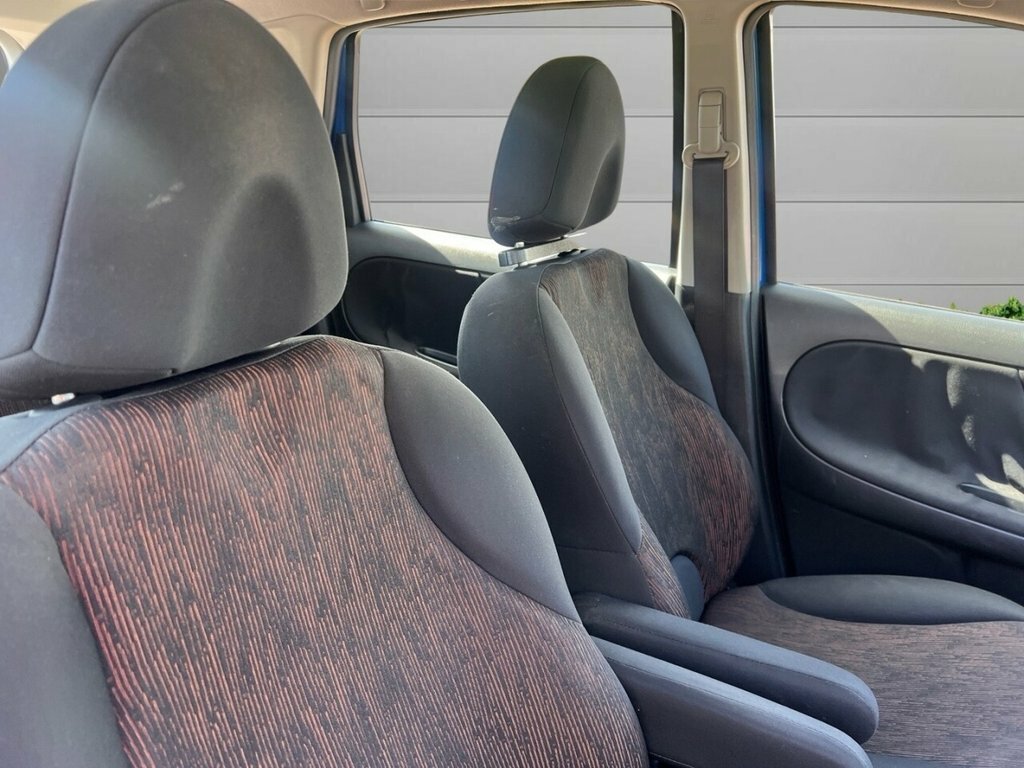 Nissan Note Tekna Beige #15