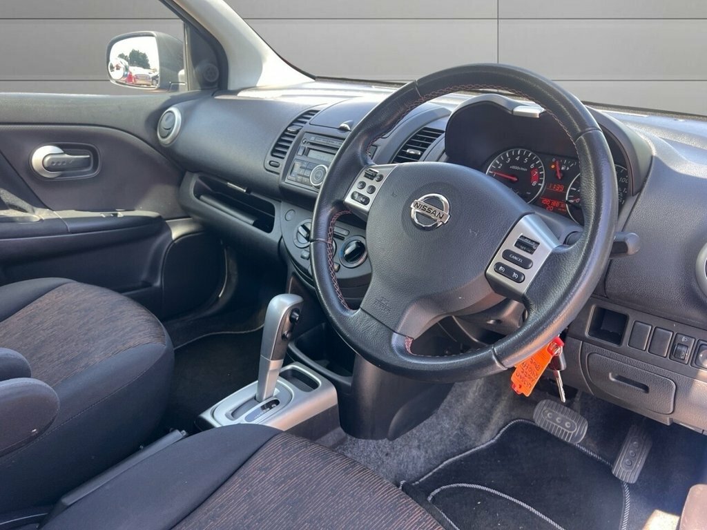 Nissan Note Tekna Beige #16