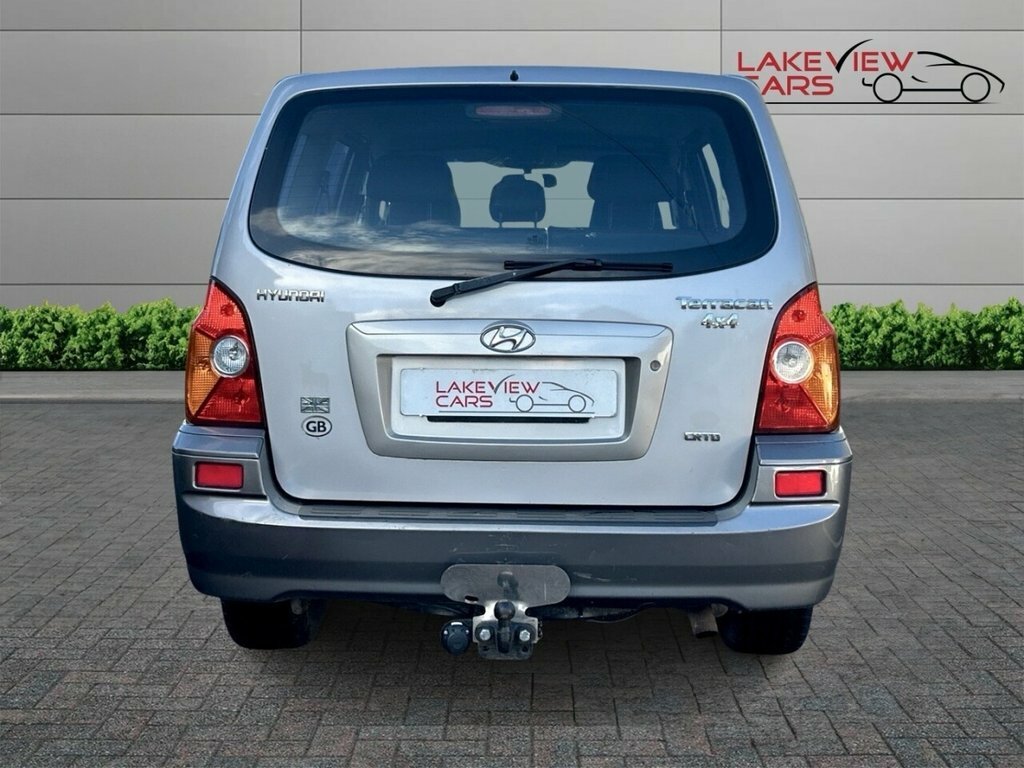 Hyundai Terracan 2.9L Null Silver #6