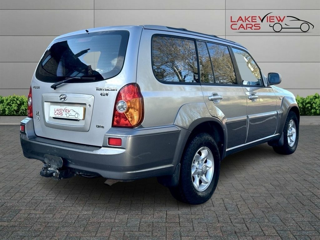 Hyundai Terracan 2.9L Null Grey #7
