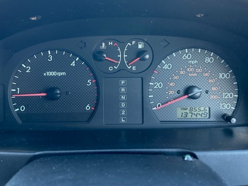 Hyundai Terracan 2.9L Null Grey #23
