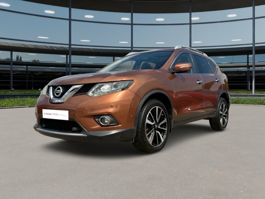 Nissan X-Trail 1.6L Tekna Orange