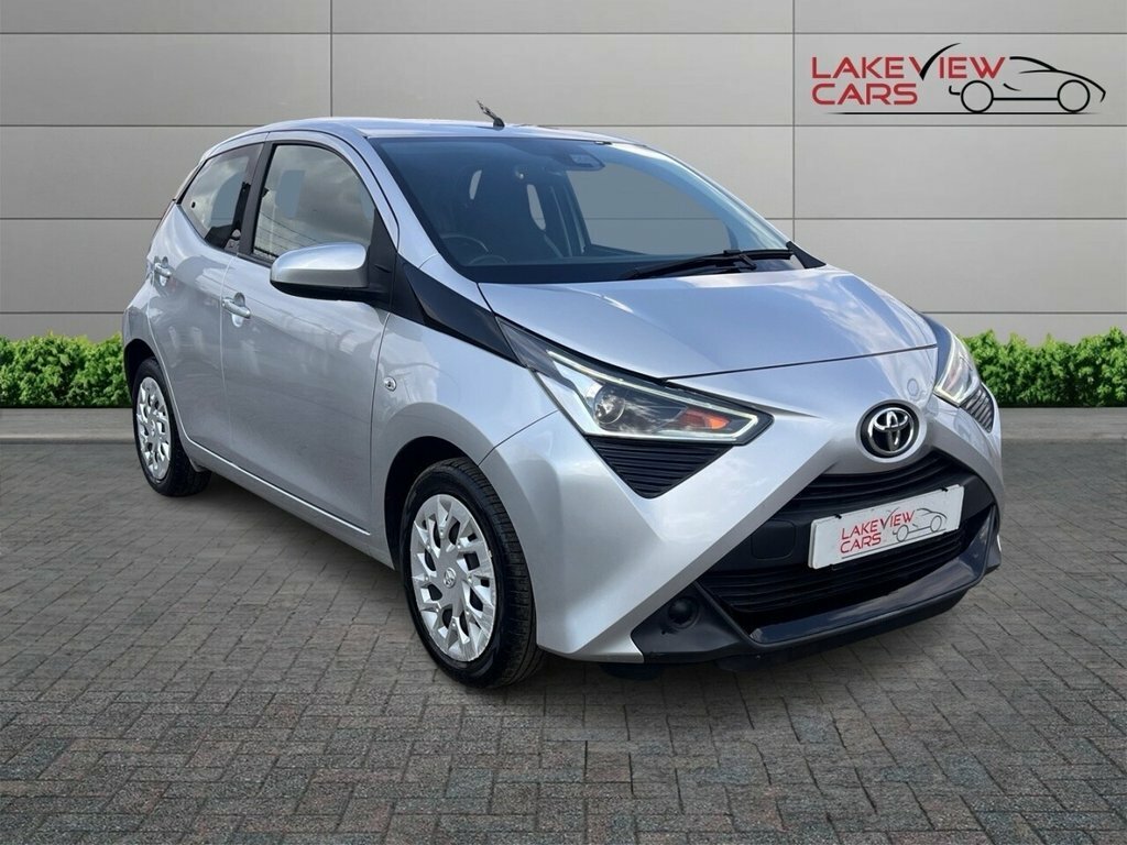 Toyota Aygo 1L X-play Silver