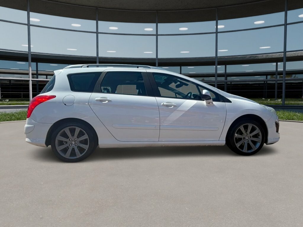 Peugeot 308 SW 1.6L Active White #3
