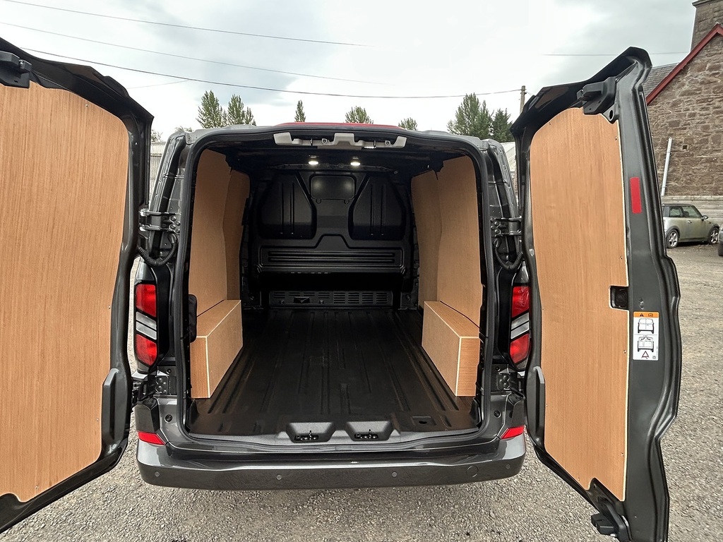 Ford Transit Custom 2.0 280 Ecoblue Limited Panel Van Manua YP26TPY #5