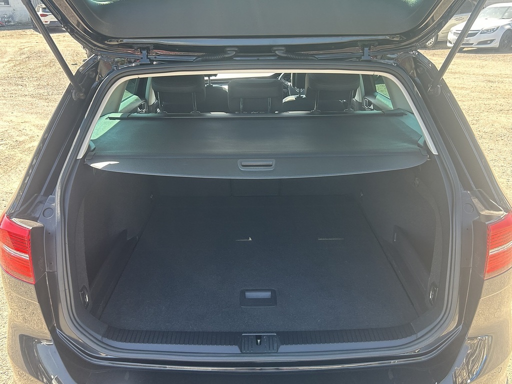 Volkswagen Passat 2.0 Tdi Gt Estate Euro 6 Ss Black #5