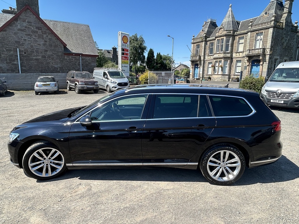 Volkswagen Passat 2.0 Tdi Gt Estate Euro 6 Ss Black #3