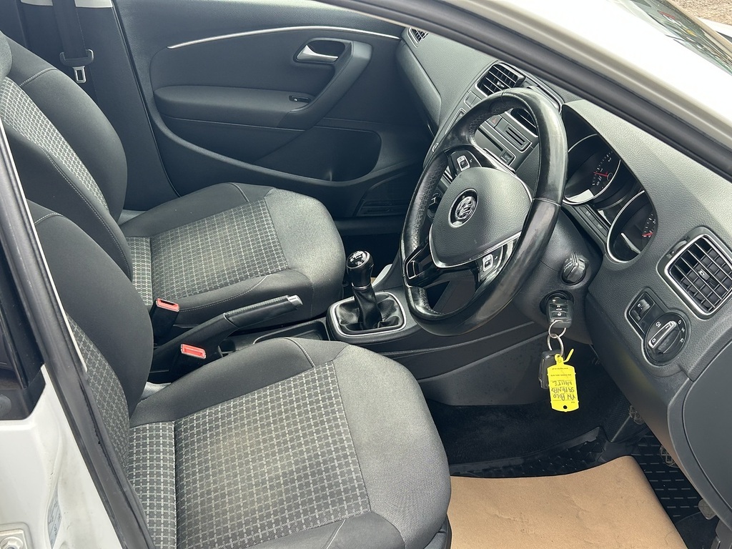 Volkswagen Polo 1.2 Tsi Bluemotion Tech Se Hatchback Ma White #6