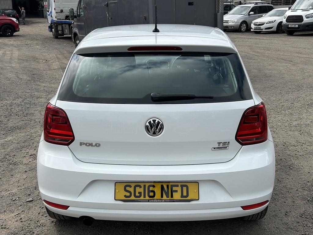 Volkswagen Polo 1.2 Tsi Bluemotion Tech Se Hatchback Ma White #4