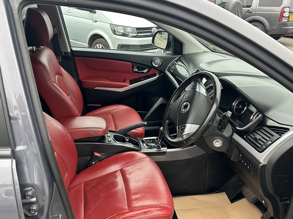 SsangYong Korando Elx Black #8