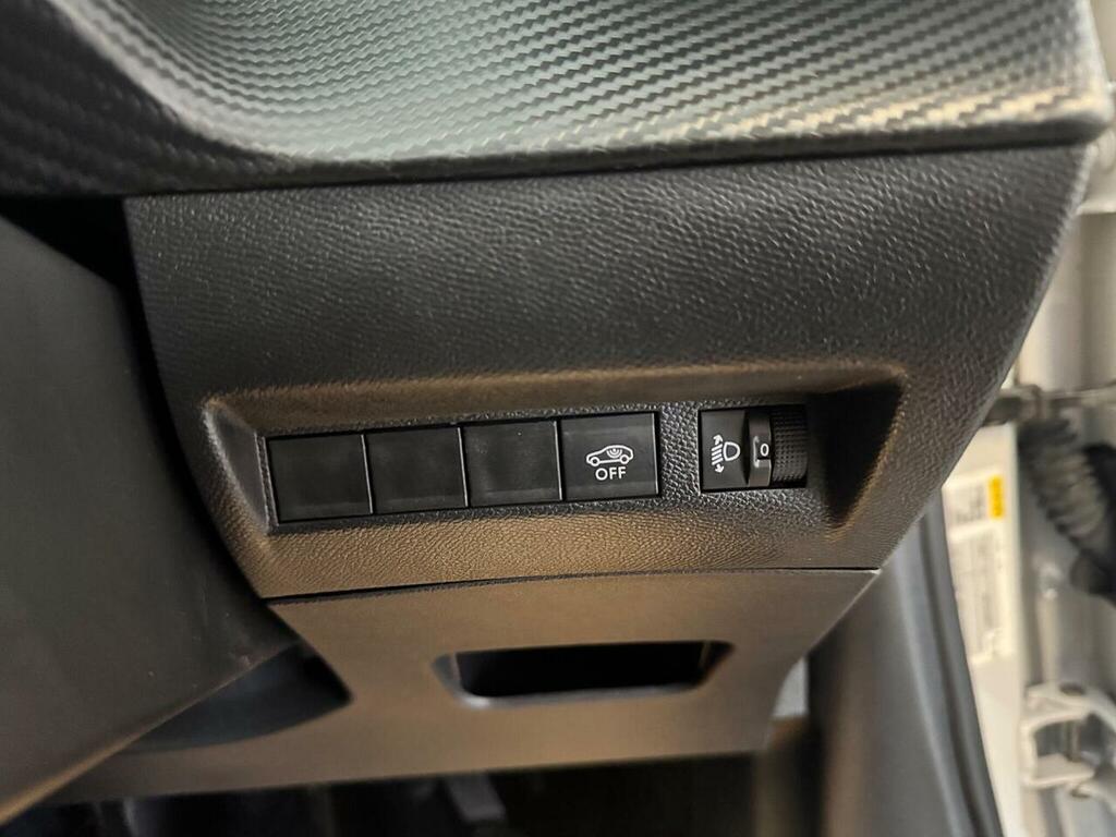 Peugeot 2008 1.2 Puretech Active Red #23