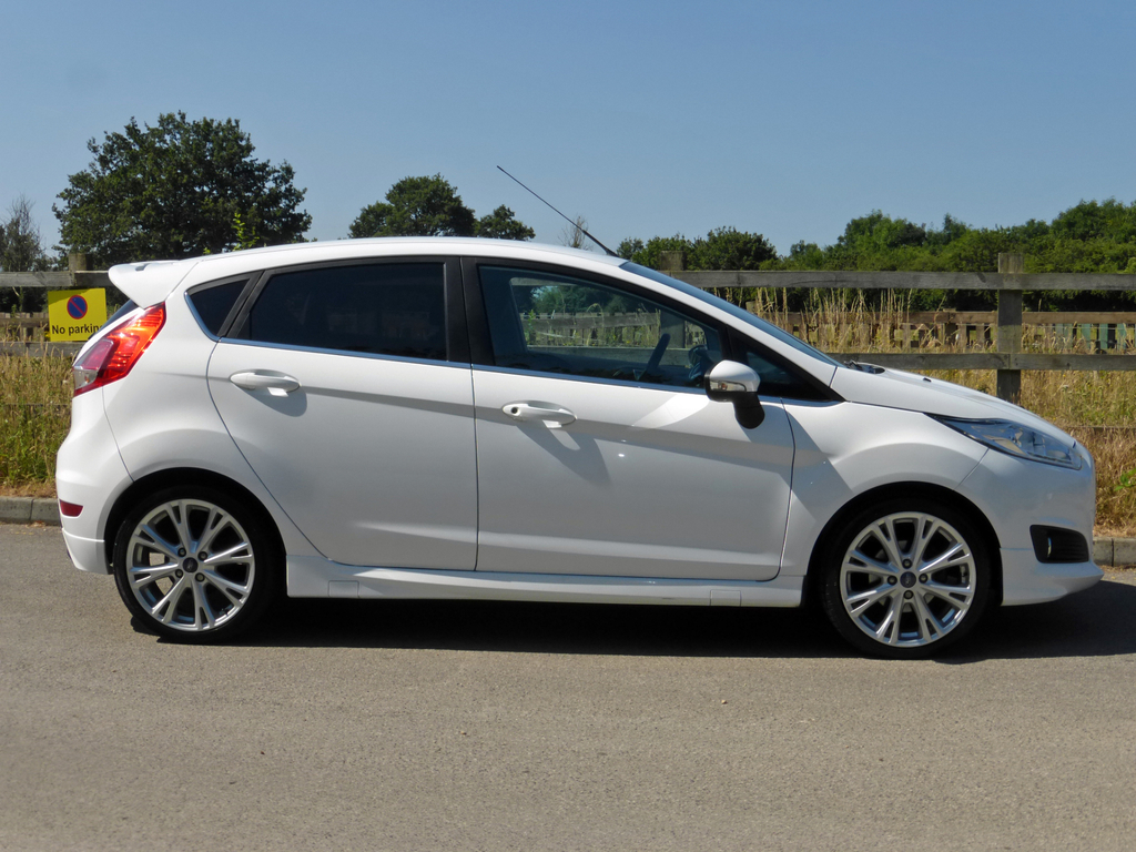 Ford Fiesta Petrol CF63BKD #5