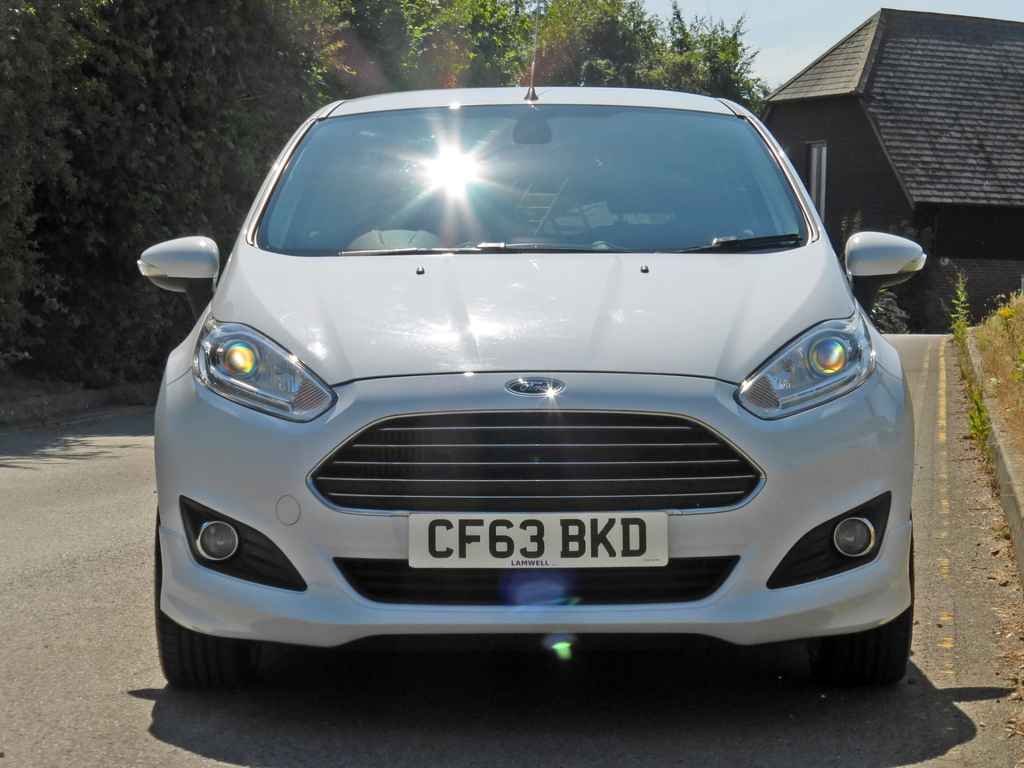 Ford Fiesta Petrol CF63BKD #2