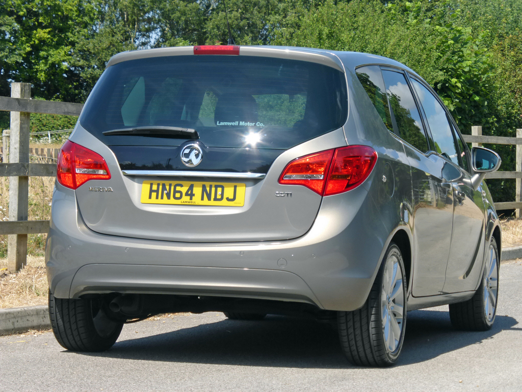 Vauxhall Meriva 1.4L Tech Line Red #8