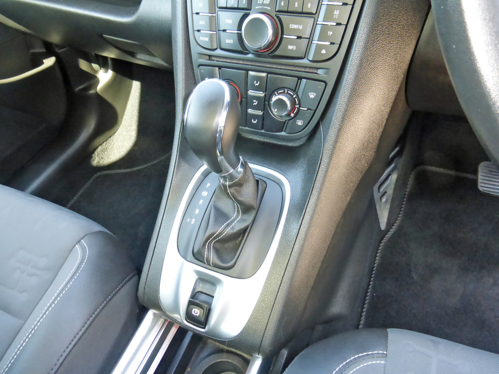 Vauxhall Meriva 1.4L Tech Line Red #21