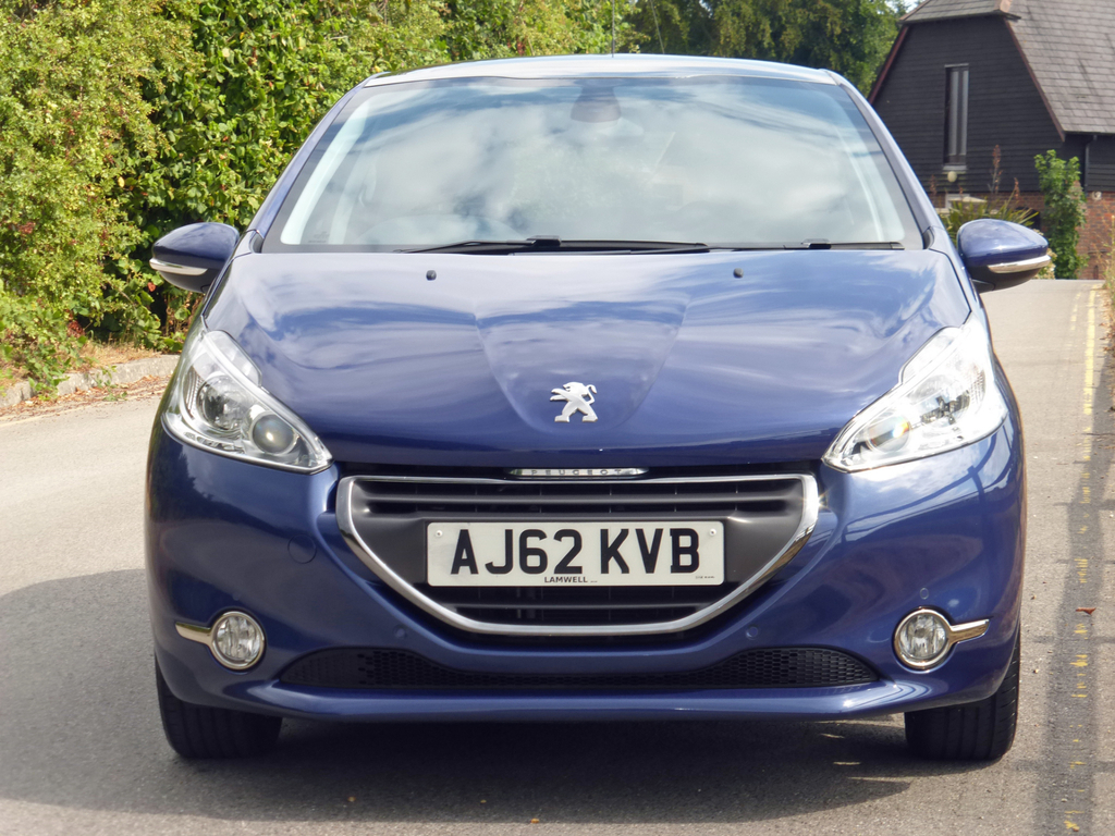 Peugeot 208 208 Intuitive Blue #2