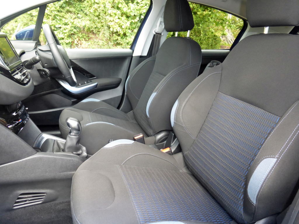 Peugeot 208 1.0 Vti Active Hatchback Silver #11