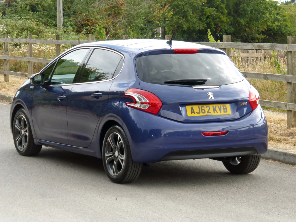 Peugeot 208 208 Intuitive Blue #6