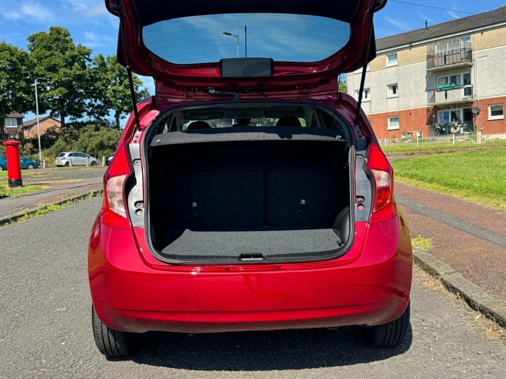 Nissan Note 1.2L Acenta Premium Red #5