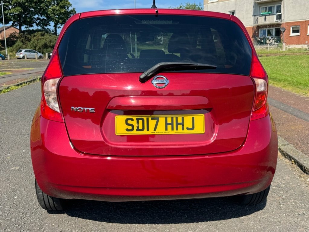 Nissan Note 1.2L Acenta Premium Red #4