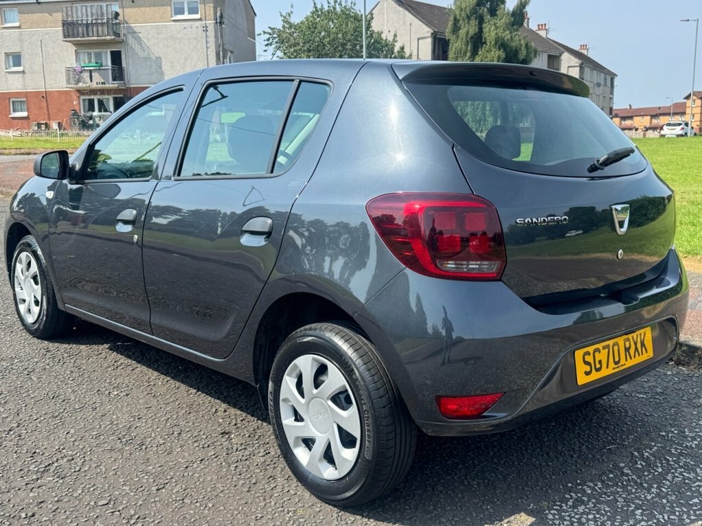 Dacia Sandero 1L Essential Grey #3