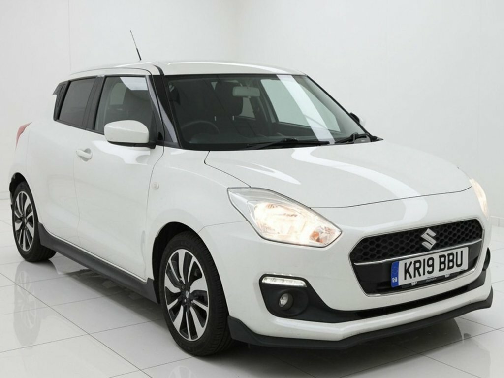 Suzuki Swift 1.2L Attitude White #4