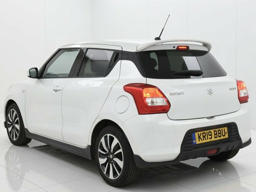 Suzuki Swift 1.2L Attitude White #3
