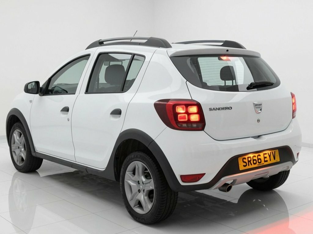 Dacia Sandero Stepway 0.9L Ambiance SR66EYV White #3