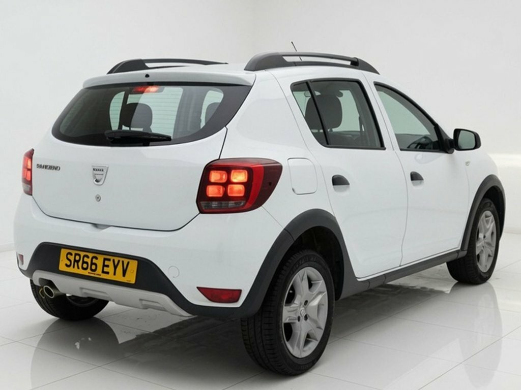 Dacia Sandero Stepway 0.9L Ambiance SR66EYV White #4