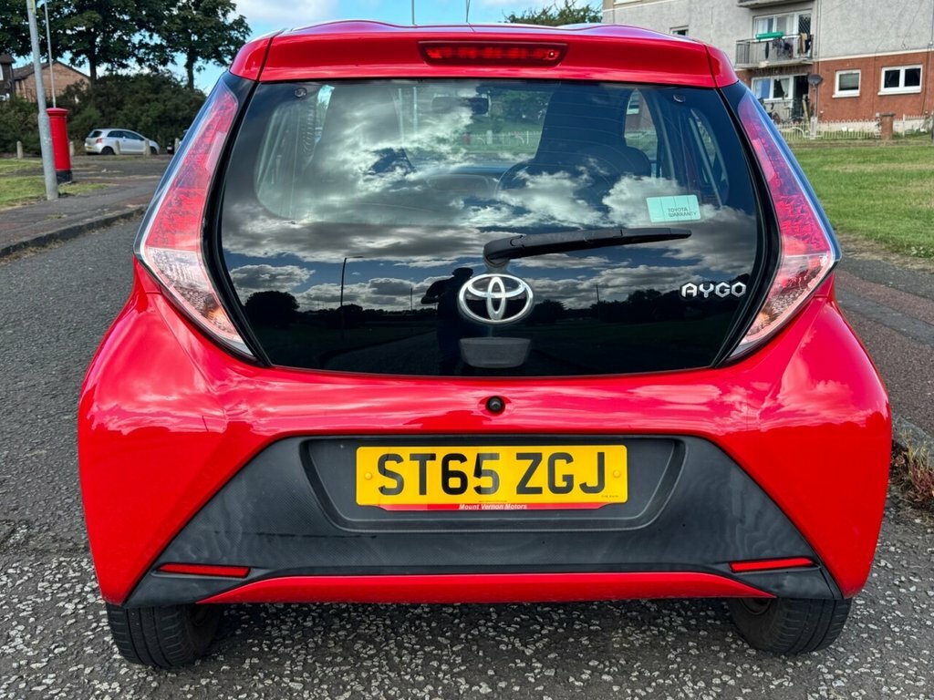 Toyota Aygo 1L X Red #4